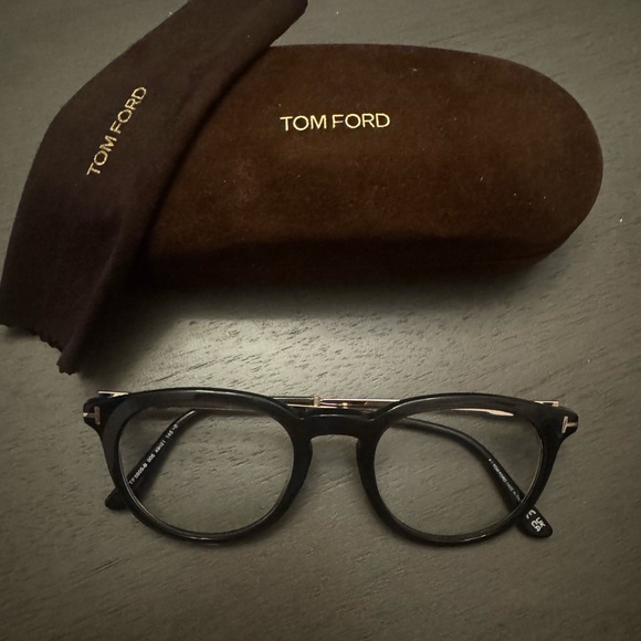 Tom Ford Black Eyeglasses with Gold Tom Ford signature T - Picture 1 of 5